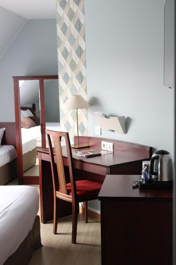 Hotel Crocus Caen Memorial Екстериор снимка